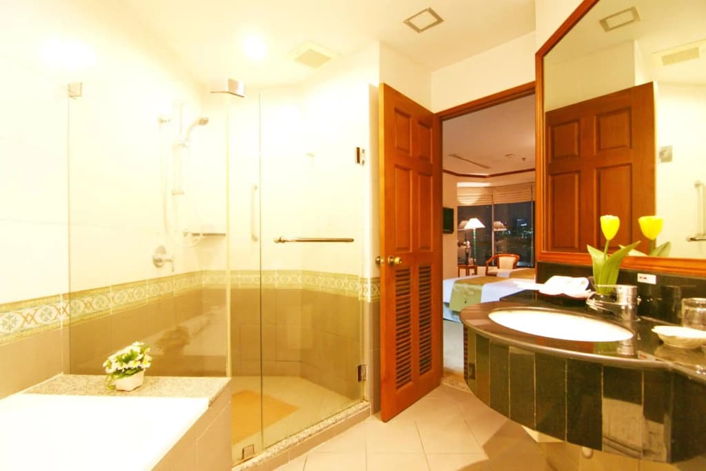 Grand Diamond Suites Hotel - photo 6
