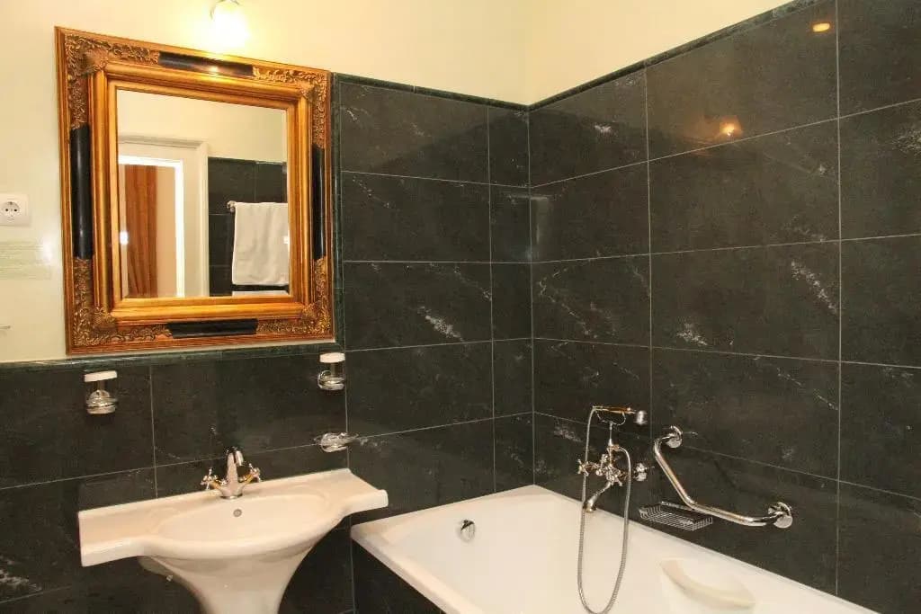 St. George Residence All Suite Hotel Deluxe - photo 10