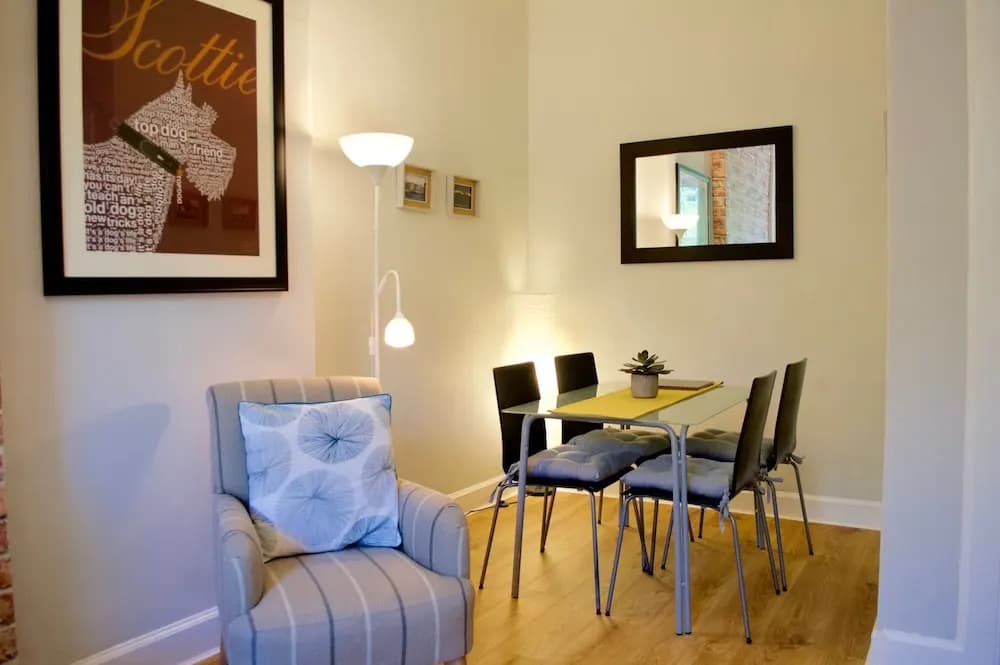 Stylish Apartment In Edinburgh - photo 8