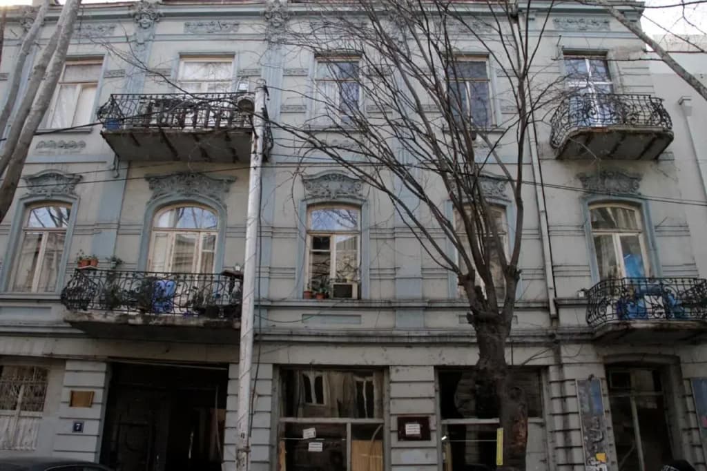 Sololaki 7 Guest House - photo 9