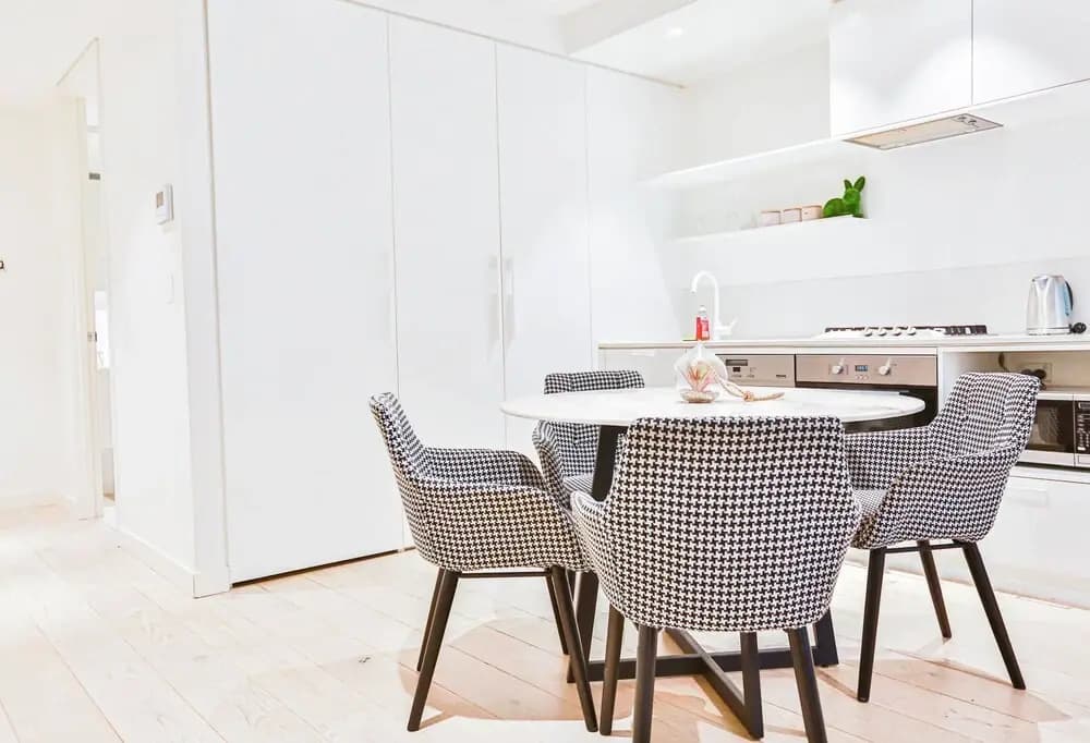 South Yarra Claremont Apartment - photo 12