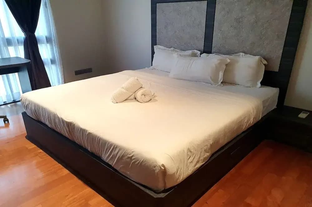 Anggun Residences Guesthouse - photo 6