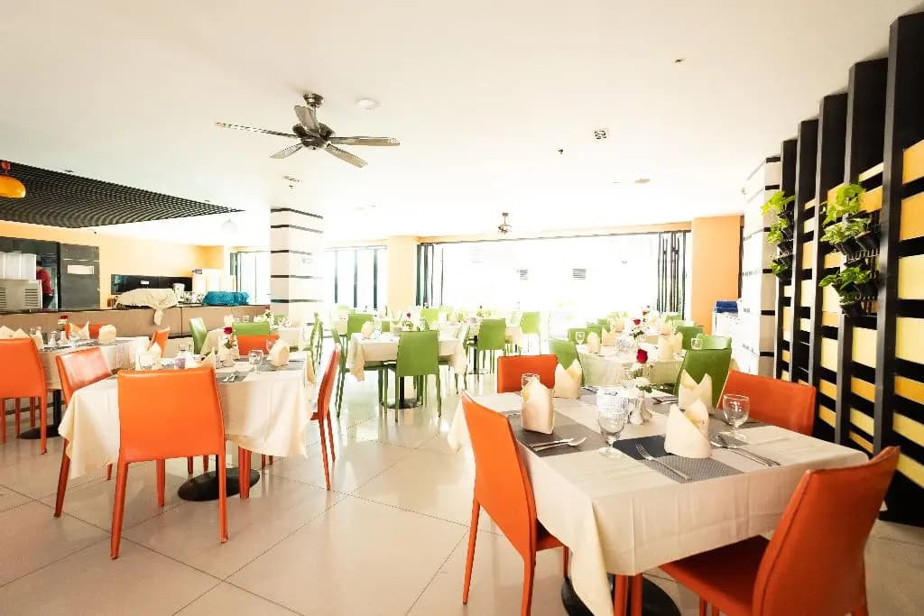Vogue Pattaya Hotel - photo 20