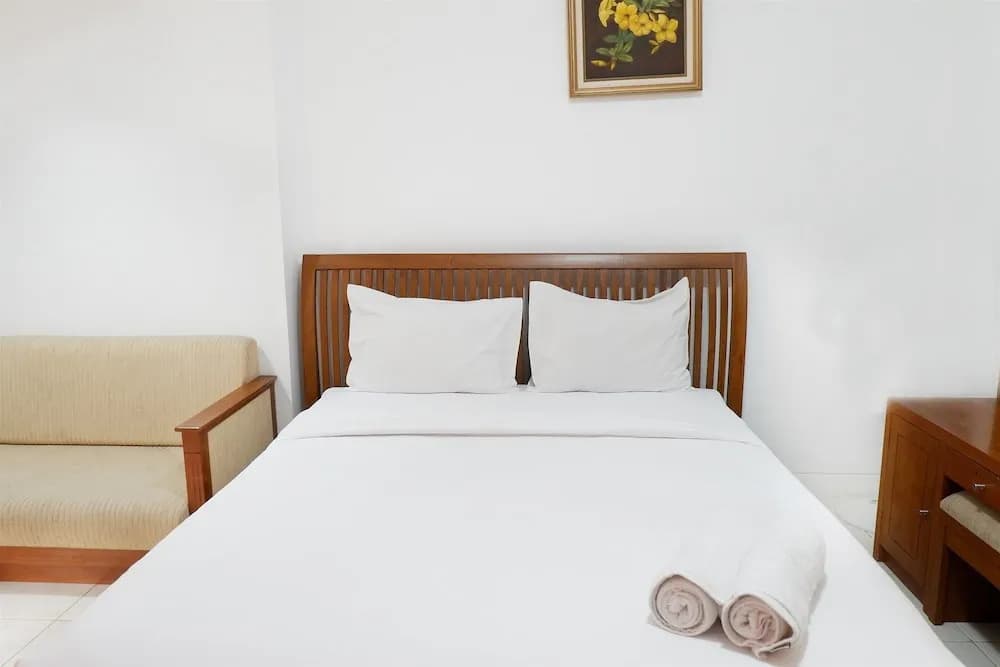 Pool View Studio Apartment Tamansari Sudirman - photo 2