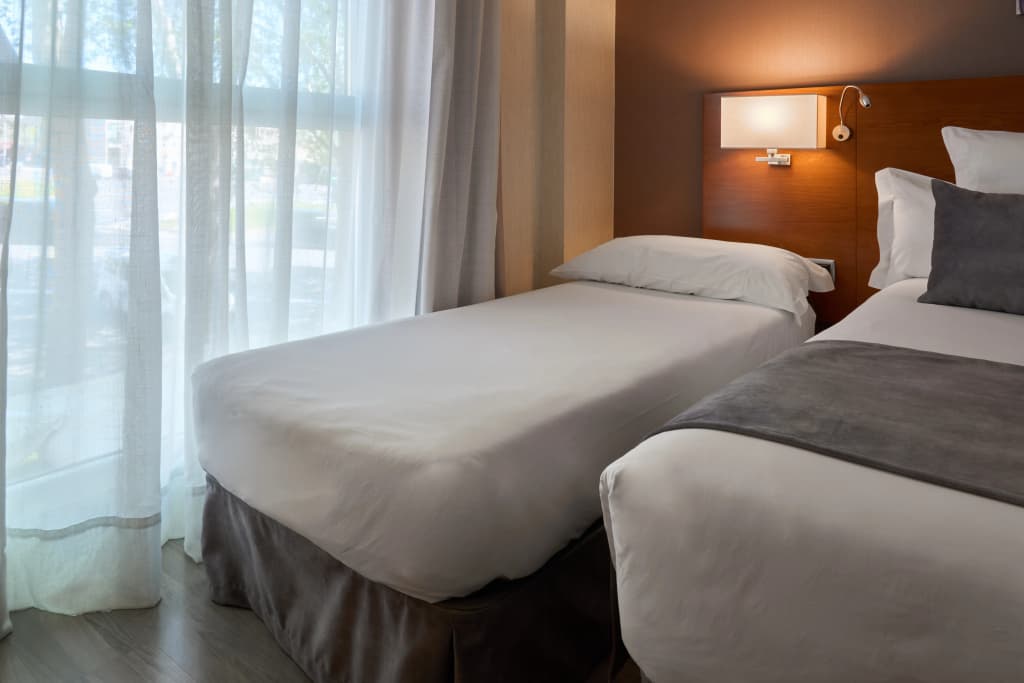 Hotel Puerta de Toledo - photo 7