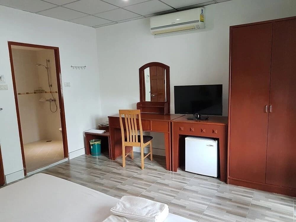 Welcome Inn Hotel Karon Beach - photo 3