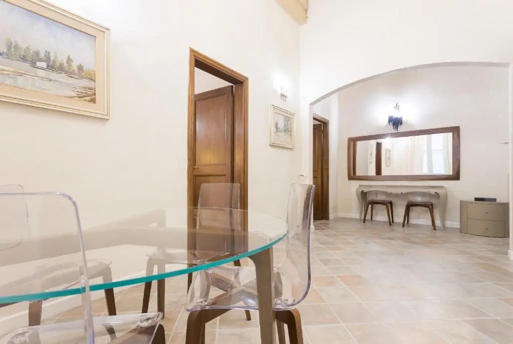 Duomo 2 Bedroom Apartment - photo 4