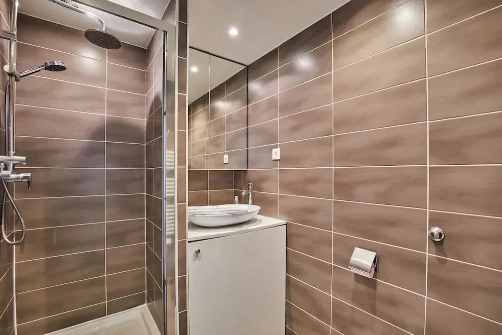 Modern Studio Montaigne Champs Elysees - photo 7