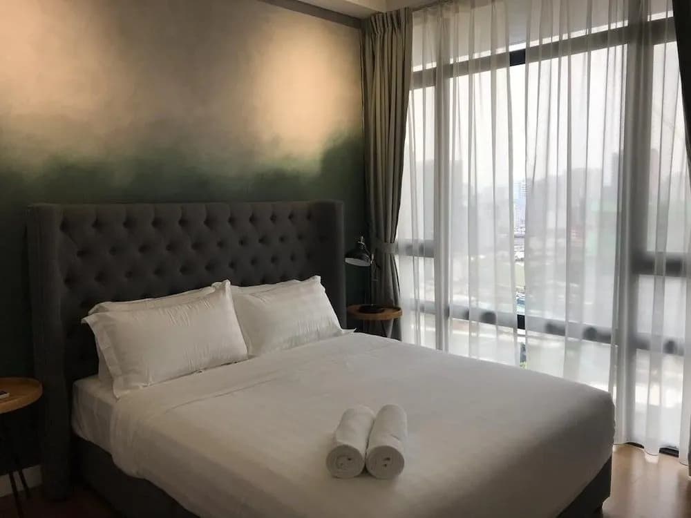 Anggun Residences Guesthouse - photo 3