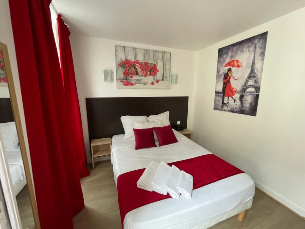 Hôtel De Bordeaux - photo 17