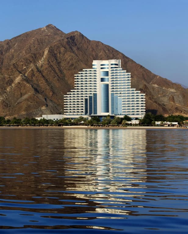 Le Meridien Al Aqah Beach Resort - photo 14