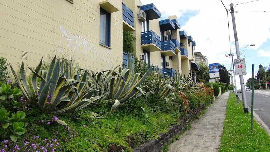 Pathfinder Motel - photo 10