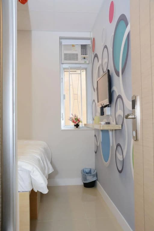 Sunrise International - Boutique Hostel - photo 20