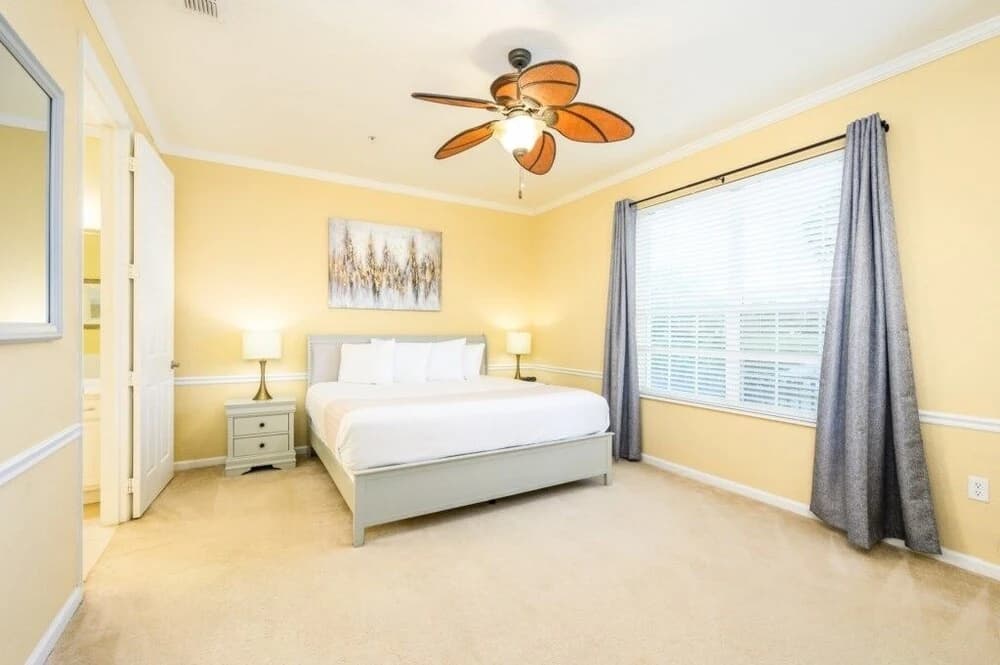 4 Bedroom Lake View [cdc Compliant] 1008 Condo - photo 3