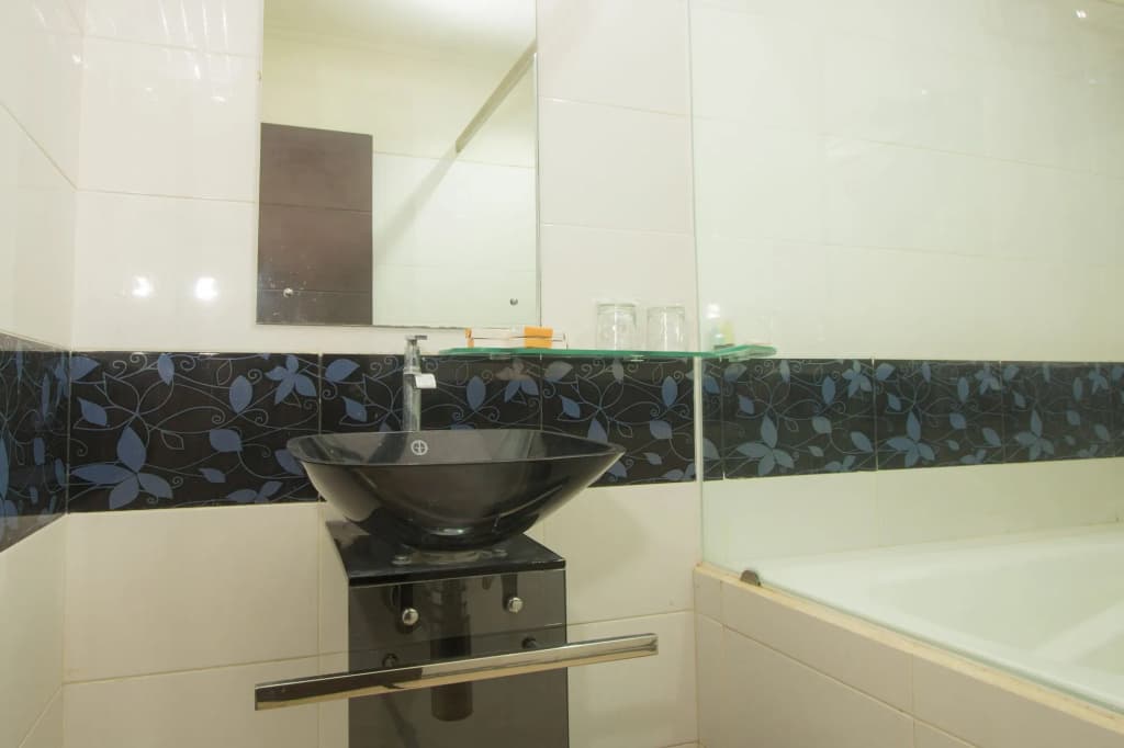 Maxi Hotel Kedonganan - photo 11