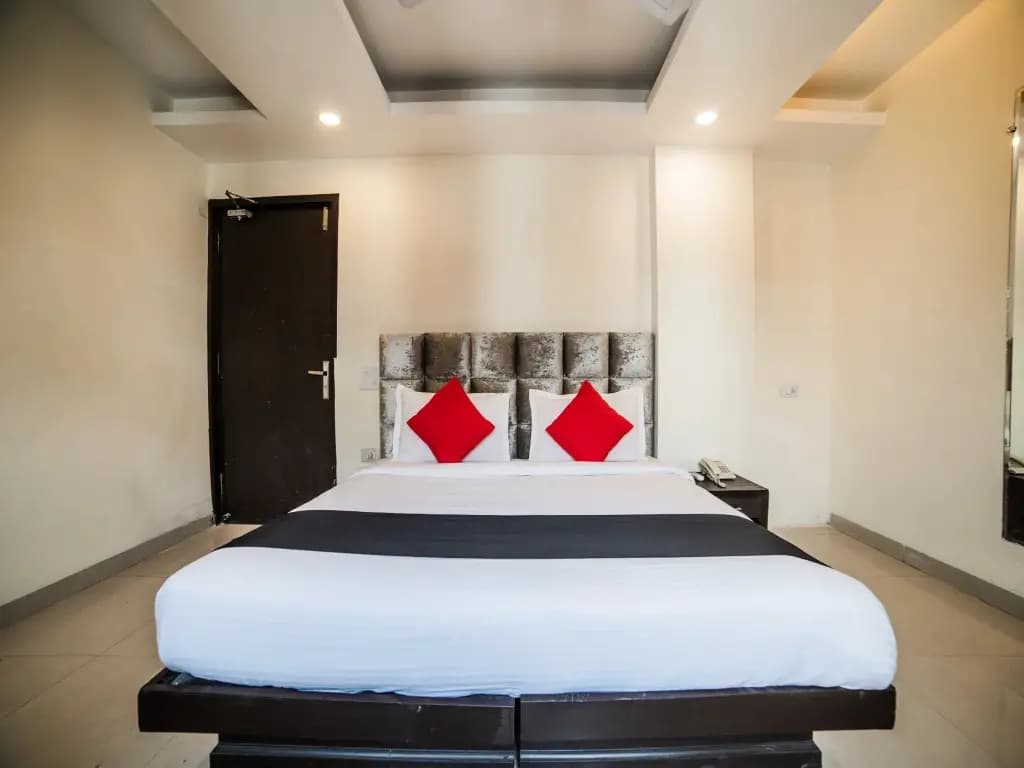 Hotel Jeyan Inn by OYO Rooms - photo 4