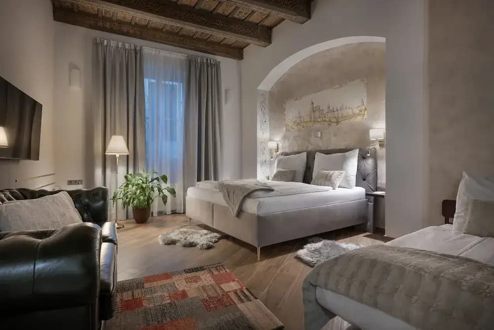 Kaiserstein Palace Apartments - photo 2