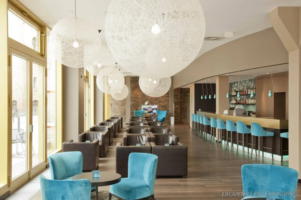 Motel One Berlin-Ku'Damm - photo 12