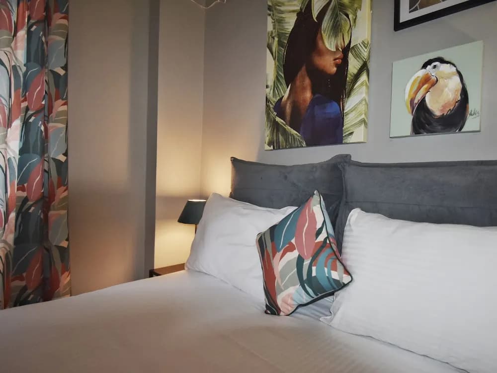 Petite Apartment - photo 1