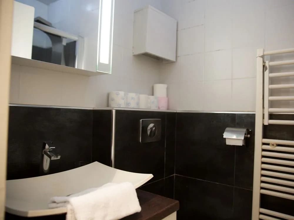 Montmartre Apartments - Léo Ferré - photo 6