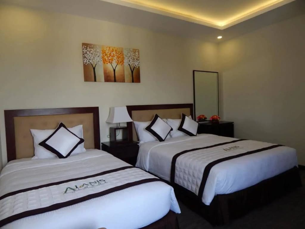 Alanis Lodge Phu Quoc - photo 3