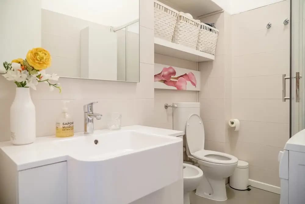 Charming Milanese Apartments - photo 9