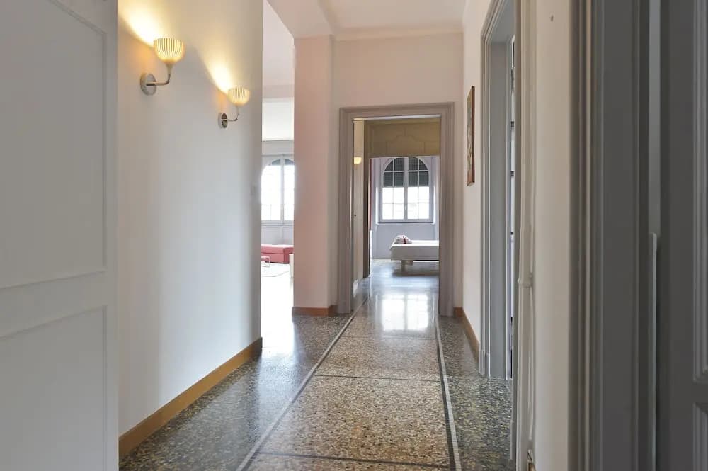 Porta Romana Apartment - photo 9
