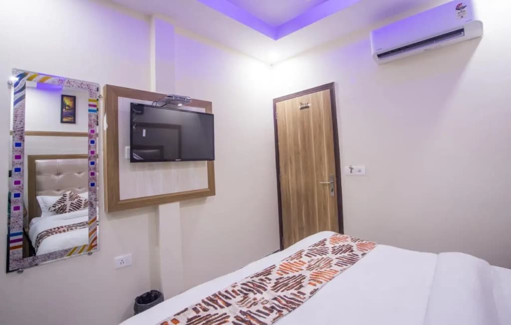 Hotel Harsha International - photo 33