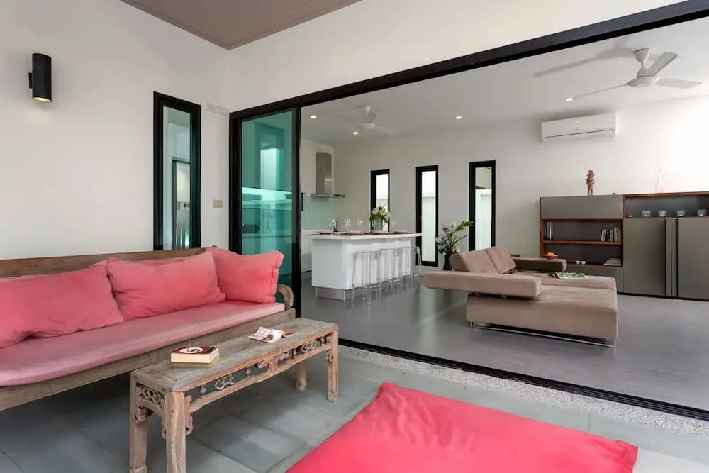 Large 3BR Villa with Big Pool by Intira - photo 10