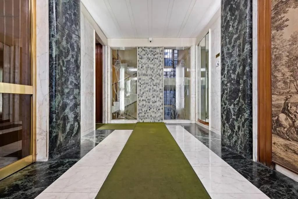 Gorgeous flat in the Design District - photo 9