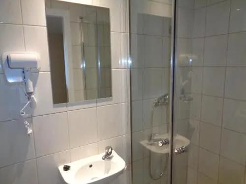 Toucan Hostel Budapest - photo 7