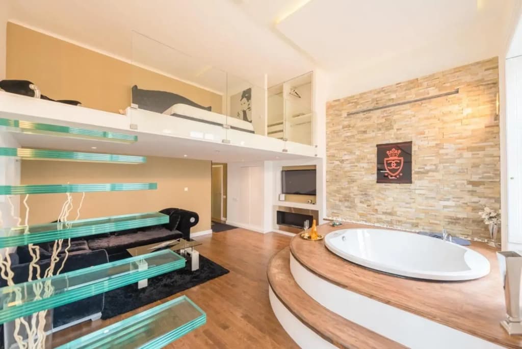 ANDRASSY 6 JACUZZI Suites - photo 8