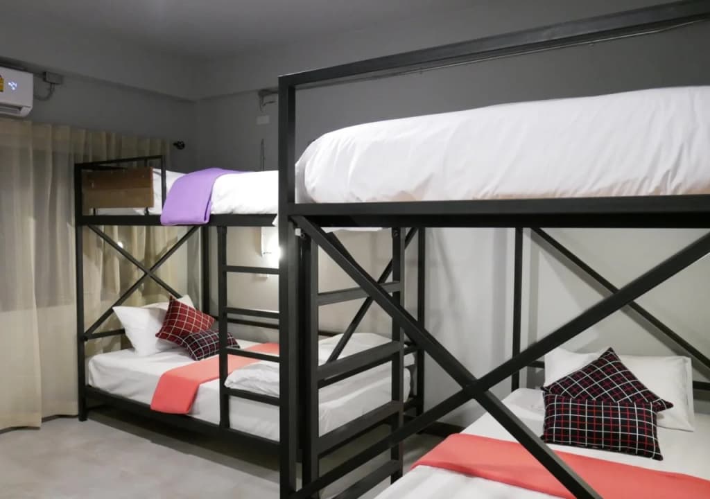 Warm Hostel - photo 4