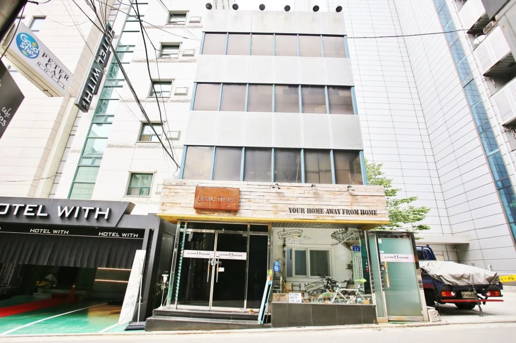 Sinchon Sisters Hostel - photo 4