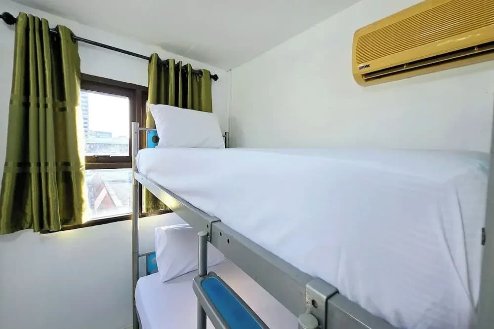 MT Friend Home & Hostel - photo 6