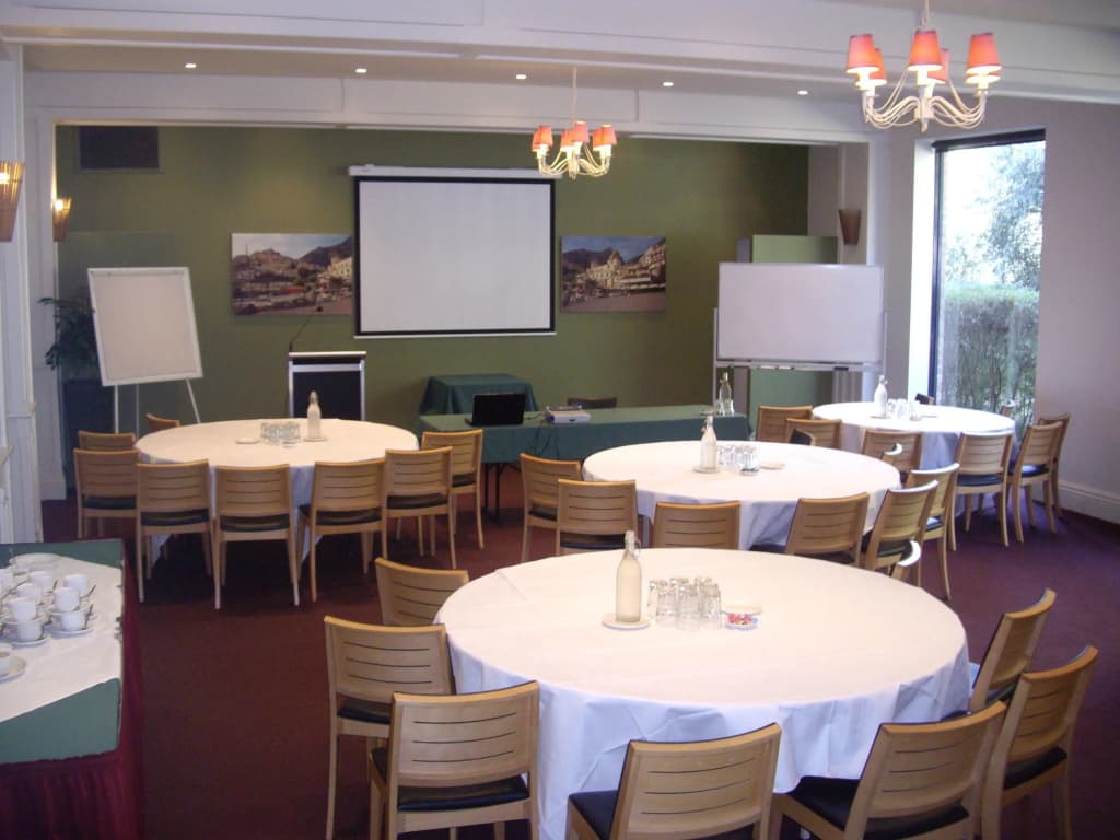 Best Western Plus The Tudor-Box Hill - photo 26