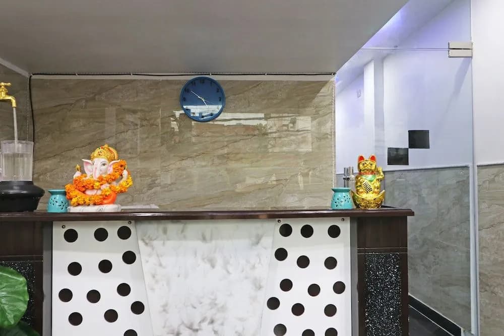 OYO 46446 Madho Palace - photo 2