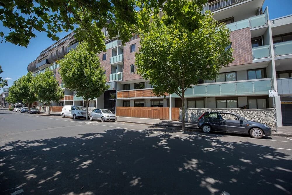 Fitzroy lifestyle 1 bed with pool, spa, sauna & gym - photo 14