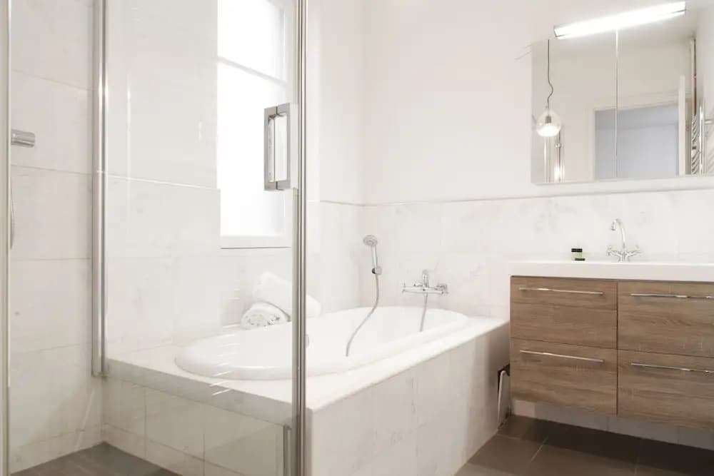 Marais - Francs Bourgeois Apartment - photo 7