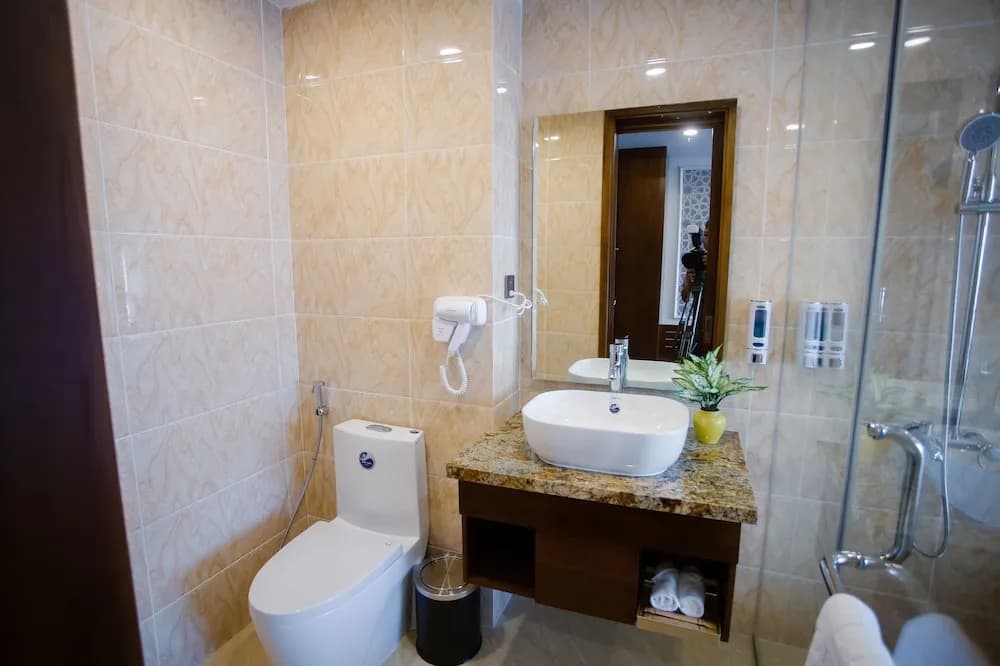 Century Hotel - photo 11
