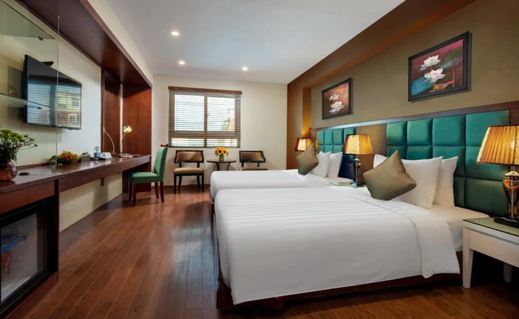 Skylark Hotel - photo 33