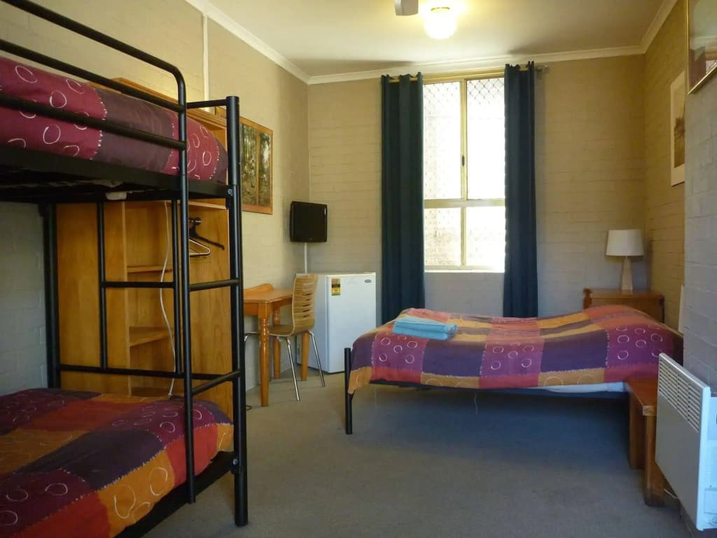 Newtown Backpackers - photo 3