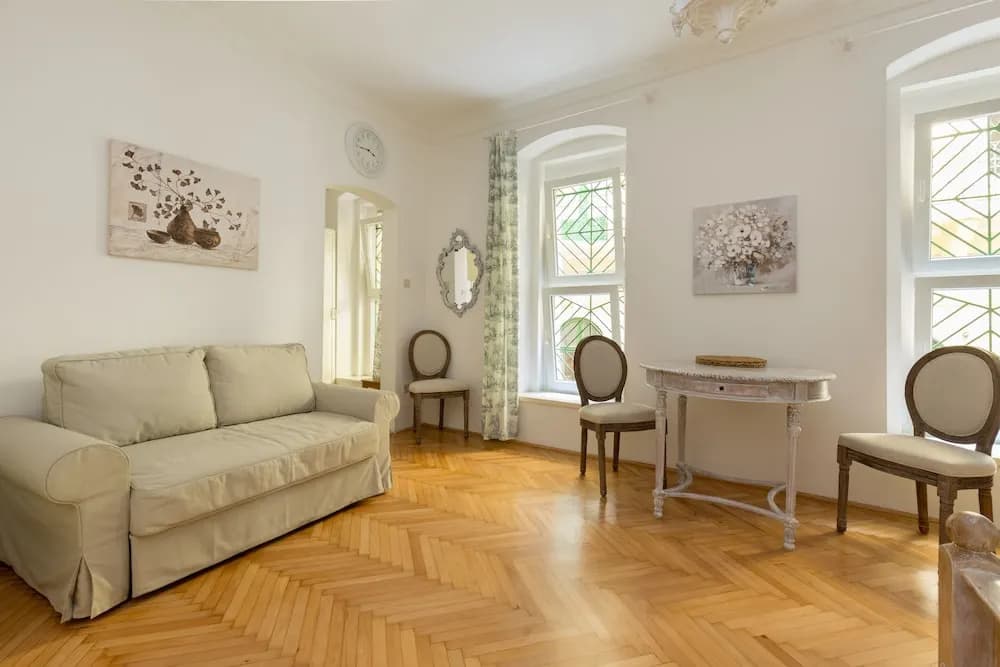 Vintage Style Apartment - photo 4