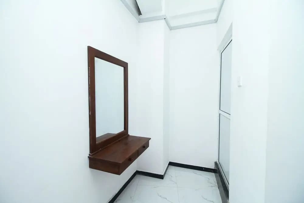 Shan Hotel by OYO Rooms - photo 11