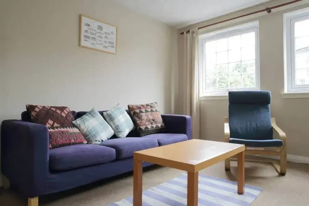 Stylish Apartment at the Edge of Meadows Park - photo 7