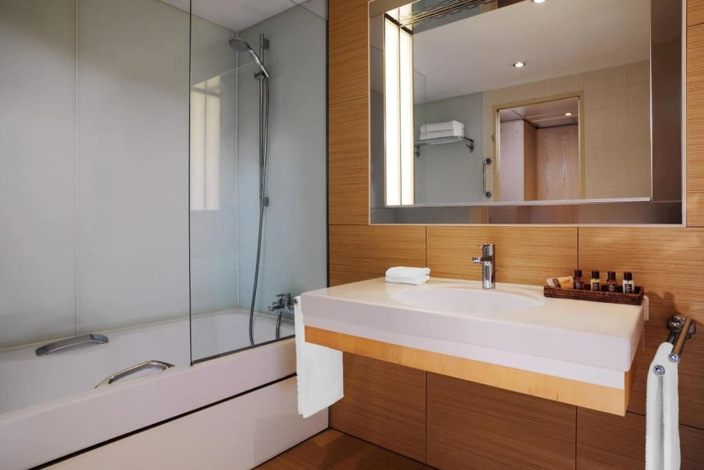Sheraton Berlin Grand Hotel Esplanade - photo 9