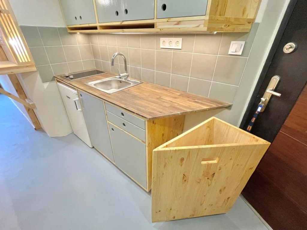 Lavender Circus Apartments - photo 22