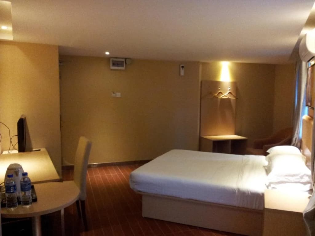 Aira Hotel - photo 9
