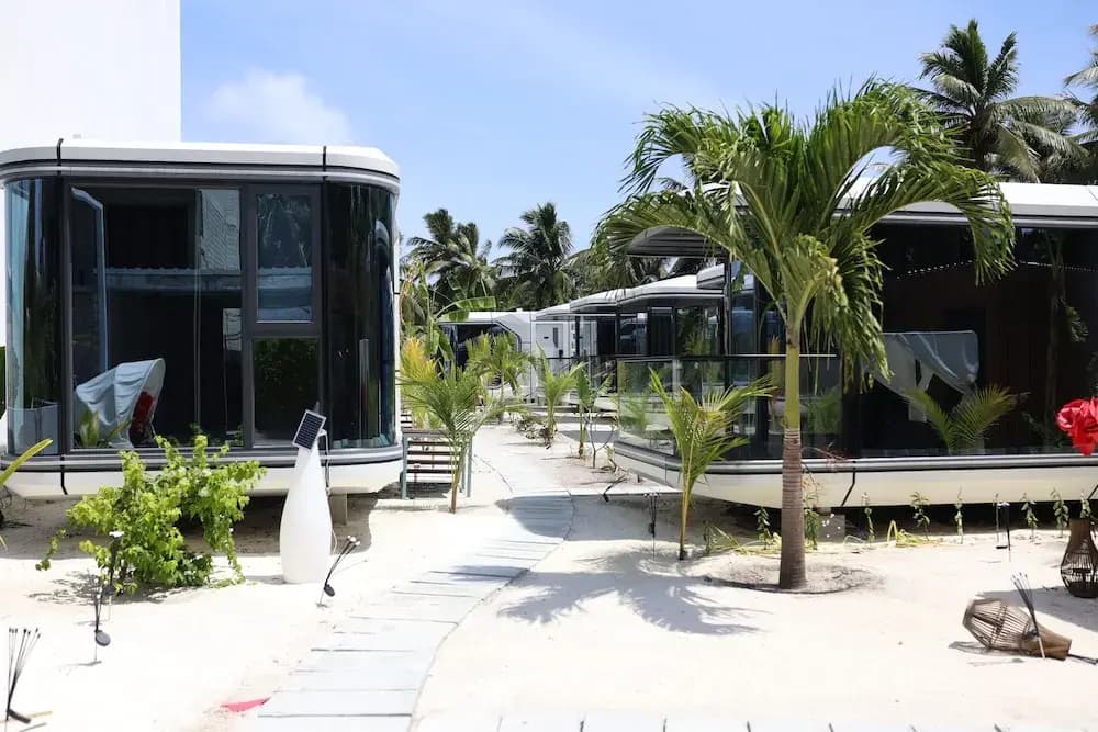 Sunny Pavilion - photo 1