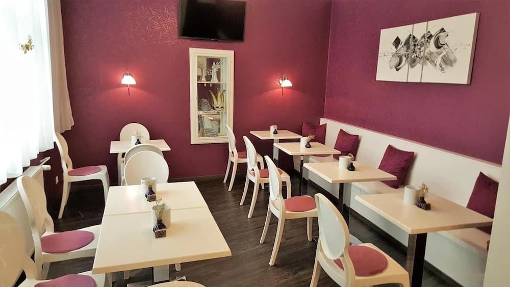 Hotel Goldene Spinne - photo 18